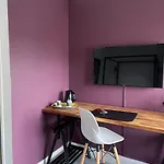 Contact Le Provence Отель 3*