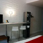 Contact Le Provence Отель 3*