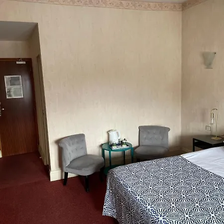 Hotel Contact Le Provence 3*