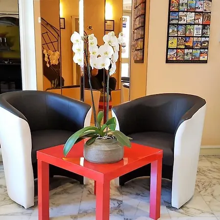 Contact Le Provence Hotel
