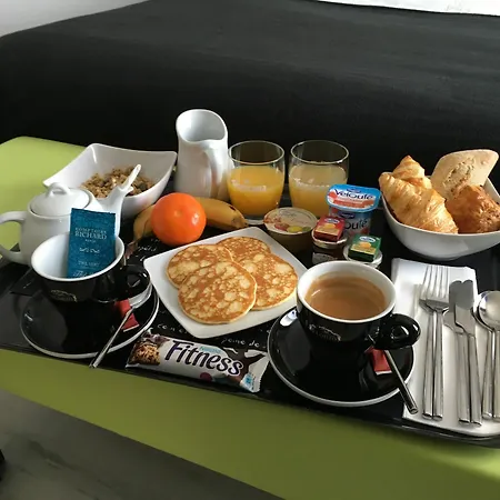 Contact Le Provence Hotel Agen