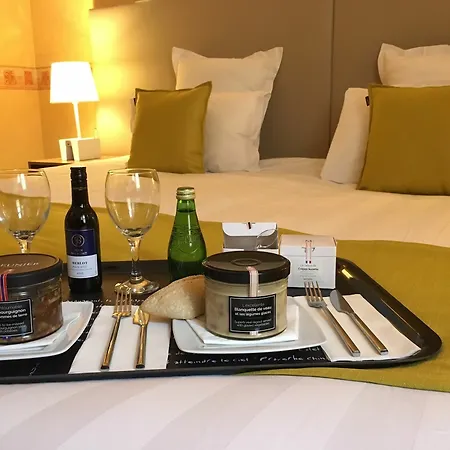 Contact Le Provence Hotel 3*