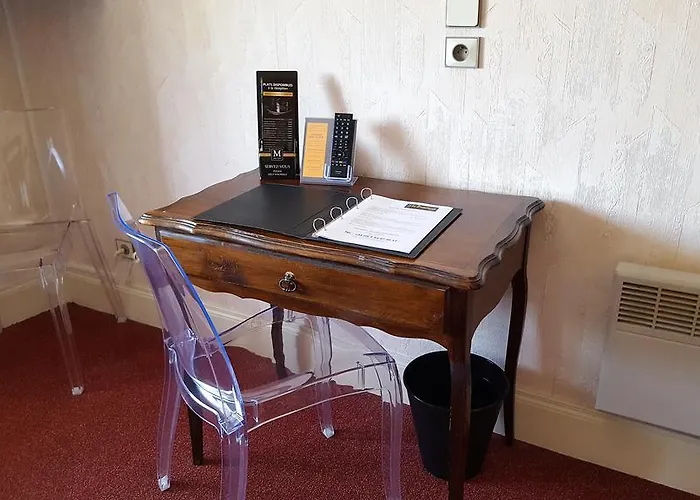 Hotel Contact Le Provence 3*