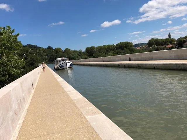 Contact Le Provence Hotel Agen